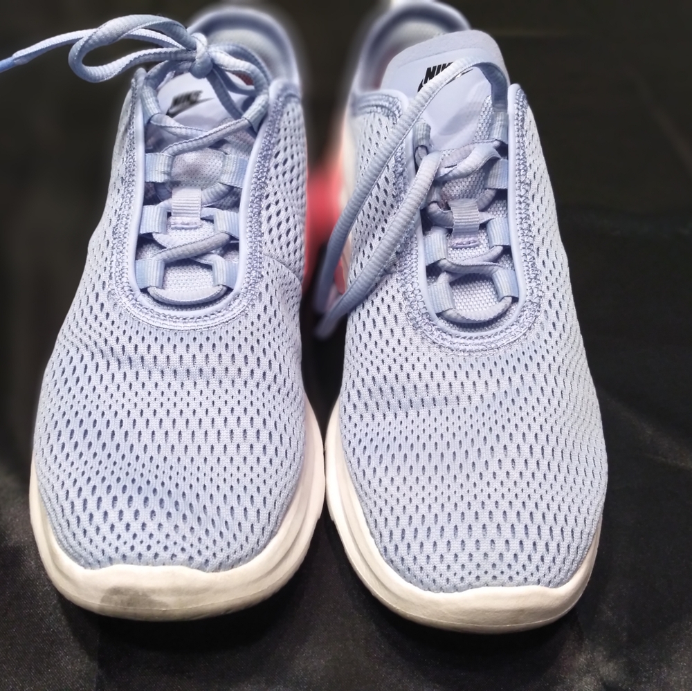 Nike Motion sneaker